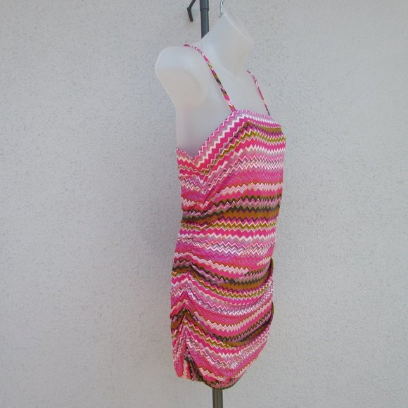 INC multi color chevron patter tube top L - Picture 5 of 7